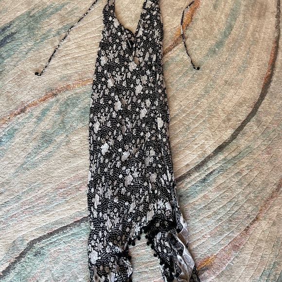 Dress - Picture 4 of 6